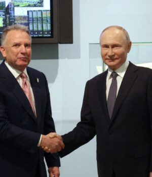 У Кремлі заплуталися, чи приїде посланець Трампа в Москву