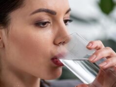 Скільки води пити щодня, щоб не було каменів у нирках: дієтологи дали чітку відповідь Скільки-води-пити-щодня,-щоб-не-було-каменів-у-нирках:-дієтологи-дали-чітку-відповідь