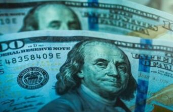 Курс валют на 6 червня: скільки коштують долар, євро і злотий Курс-валют-на-6-червня:-скільки-коштують-долар,-євро-і-злотий