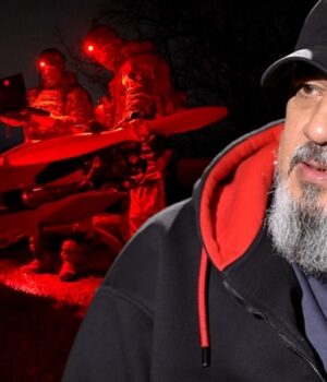 «Ми-без-втрат-проходимо-кримське-ППО»-Як-middle-strike-наносять-удари-по-військових-об’єктах-РФ.