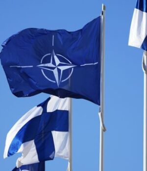 Фінляндія-терміново-закриває-небо-біля-кордону:-справжні-причини-та наслідки-для-РФ