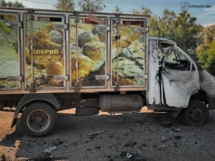 Російський дрон атакував автомобіль з хлібом у Сумщині Окупанти-прицільно-вдарили-дроном-по-машині-з-хлібом-на-Сумщині