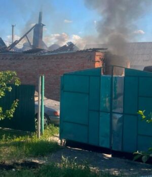 40 ударів, понівечений цвинтар і 6 поранених: як минула доба на Дніпропетровщині