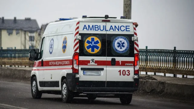 На Буковині обвалився міст з дітьми під час екскурсії, є госпіталізовані На Буковині обвалився міст з дітьми під час екскурсії, є госпіталізовані