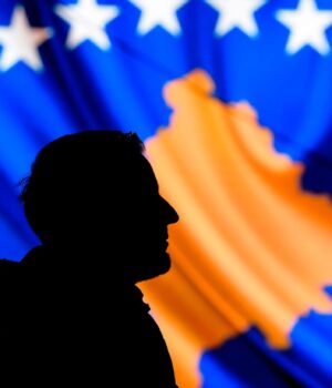 prapor_gettyimages_918697986_4c10078cb4754673b8532804405b62d8_1300x820.jpg Косово проводить дострокові вибори після місяців політичного паралічу