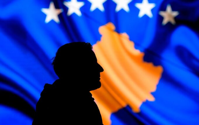 Косово проводить треті парламентські вибори за рік amid політичної кризи Косово проводить дострокові вибори після місяців політичного паралічу