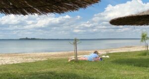 Вже є перші відпочивальники: на Світязі тривають останні приготування до старту туристичного сезону Вже-є-перші-відпочивальники:-на-Світязі-тривають-останні-приготування-до-старту-туристичного-сезону