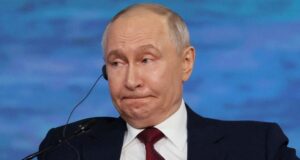 Путін відмовився від мирних переговорів, США схвалили новий пакет допомоги Україні Радіо-Свобода-weekly:-Путін-відхилив-пропозиції-Зеленського,-чим-«змарнував»-шанс-РФ
