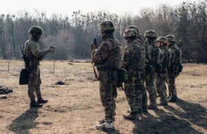 Більшість українців підтримують припинення вогню за умови появи військ Європи біля фронту, – опитування Більшість-українців-підтримують-припинення-вогню-за-умови-появи-військ-Європи-біля-фронту,-–-опитування