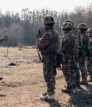 Більшість-українців-підтримують-припинення-вогню-за-умови-появи-військ-Європи-біля-фронту,-–-опитування