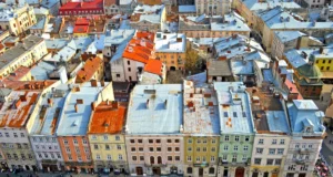 Переїзд до Львова — що треба знати про райони, транспорт (подобову оренду авто), побут Переїзд до Львова — що треба знати про райони, транспорт (подобову оренду авто), побут