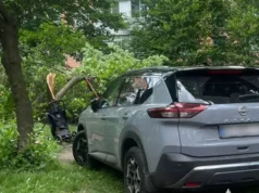 У Хмельницькому авто збило двох жінок і трирічну дитину: водійці раптово стало зле У Хмельницькому авто збило двох жінок і трирічну дитину: водійці раптово стало зле