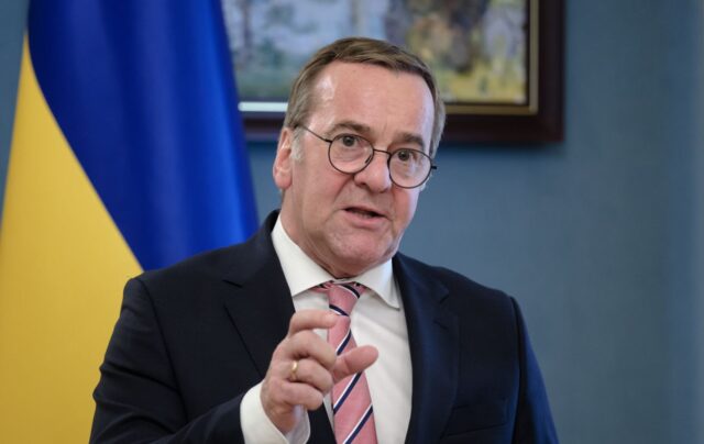 Німеччина виділить 300 млн євро на постачання боєприпасів для України через Чехію Німеччина дасть гроші на чеську снарядну ініціативу для України