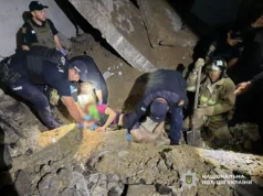 Рятувальники звільнили чоловіка, якого привалило бетонною плитою в Одеській області Рятувальники-протягом-двох-годин-звільняли-чоловіка-на-Одещині,-якого-привалило-бетонною-плитою-в-покинутій-будівлі