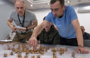 Завершення навчань “Сталева воля” для офіцерів 7-го корпусу ДШВ Від оборони до штурму: офіцери 7 корпусу ДШВ відпрацювали сценарії боїв на Покровському напрямку