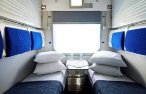 В Україні шалений дефіцит квитків на потяги: як їх можна «виловити» — лайфхаки від «УЗ» В Україні-шалений-дефіцит-квитків-на потяги:-як їх можна-«виловити» —-лайфхаки-від-«УЗ»