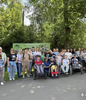 Родини,-які-отримують-послуги-у-Центрі-життєстійкості-відвідали-Луцький-зоопарк