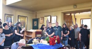 Луцька громада попрощалася з полеглим правоохоронцем Віктором Масюком Луцька-громада-попрощалася-з-полеглим-правоохоронцем-Віктором-Масюком