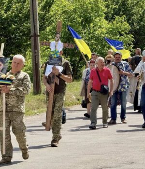 Нововолинська-громада-попрощалася-з-воїном-Сергієм-Бабкіним Нововолинська-громада-попрощалася-з-воїном-Сергієм-Бабкіним