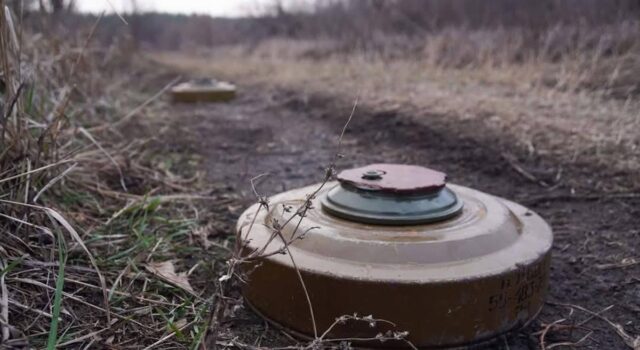 Росія повернула в арсенал міну часів Другої світової: на фронті виявили PMD-6 Росія-повернула-в-арсенал-міну-часів-Другої-світової:-на-фронті-виявили-pmd-6