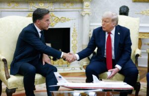 Ядерна парасолька Америки гарантує свободу Європи: Рютте про недовіру європейців до США Ядерна-парасолька-Америки-гарантує-свободу-Європи:-Рютте-про-недовіру-європейців-до-США
