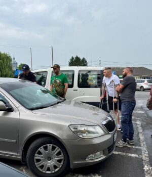 У-Нововолинську-провели-інформаційний-рейд-щодо-паркування-на-місцях-для-людей-з-інвалідністю