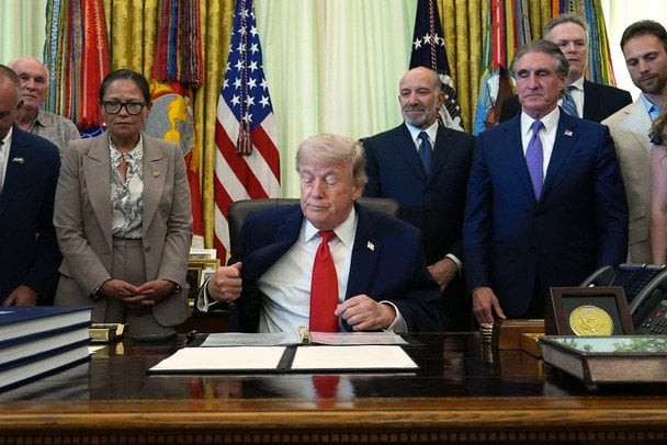 Коли закінчиться війна з Іраном: Трамп анонсував точну дату Коли-закінчиться-війна-з-Іраном:-Трамп-анонсував-точну-дату