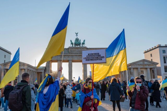 ООН підрахувала кількість українських біженців та переселенців ООН-підрахувала-кількість-українських-біженців-та-переселенців
