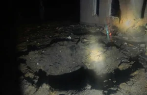 Нічна атака дронів на Шостку: загибла жінка та руйнування будівлі Нічна-атака-дронів-на-Шостку-призвела-до-загибелі-жінки-та-руйнувань