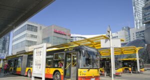 Активісти в Польщі збирають кошти на автобуси для Вінниці У Польщі зібрали майже 145 тисяч злотих на автобуси для Вінниці після скандалу
