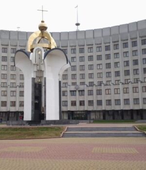 Премії-керівникам-комунальних-закладів-Волині:-хто-отримає-десятки-тисяч-гривень.-ПЕРЕЛІК
