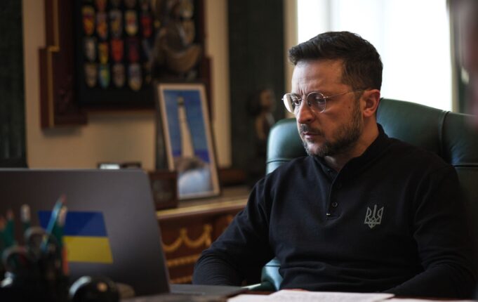 Зеленський підписав закон про виключення російської мови з Європейської хартії мов Російська мова вже не підлягає захисту в Україні: Зеленський підписав закон