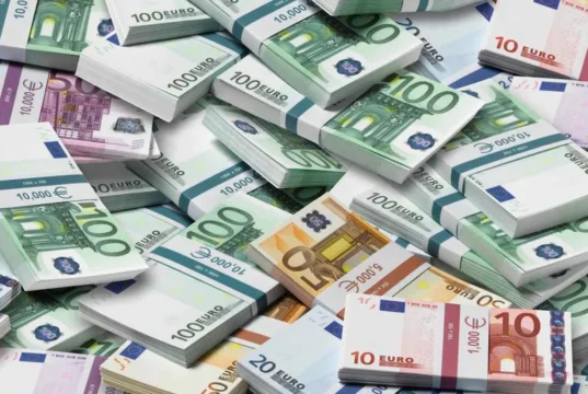 МВФ погодив транш Україні на $690 млн попри затримку реформи МВФ погодив транш Україні на $690 млн попри затримку реформи
