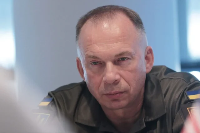 Головнокомандувач ЗСУ обговорив стратегію оборони з генералом НАТО Сирський-заявив-про-необхідність-перехоплення-стратегічної-ініціативи-на-фронті
