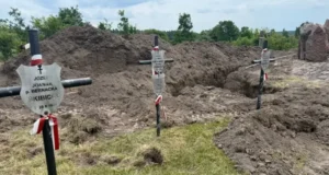 У Гуті Пеняцькій виявили людські останки під час пошукових робіт У Гуті Пеняцькій виявили людські останки під час пошукових робіт