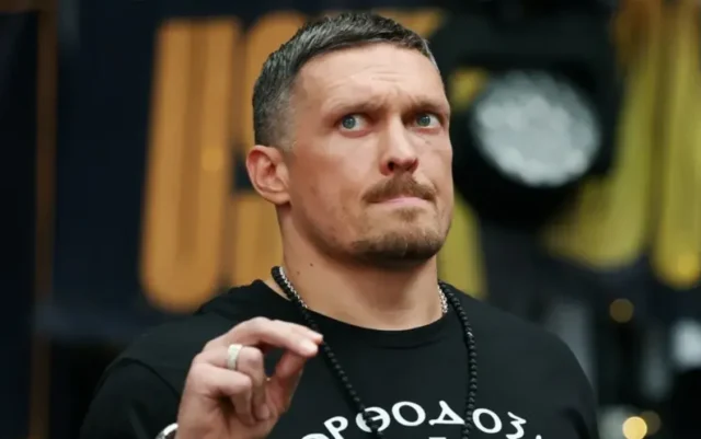 Усик зізнався, що роками перебував під впливом російської пропаганди Усик зізнався, що роками перебував під впливом російської пропаганди
