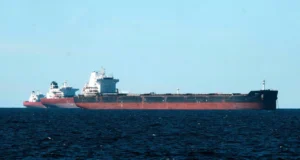 Британія перехопила російський танкер у Ла-Манші: новий удар по ресурсах РФ Британія-перехопила-російський-танкер-"тіньового-флоту"-в-протоці-Ла-Манш