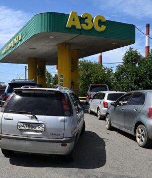 У-Москві-та-Санкт-Петербурзі-після-останніх-атак-ввели-обмеження-на-продаж-бензину У-Москві-та-Санкт-Петербурзі-після-останніх-атак-ввели-обмеження-на-продаж-бензину
