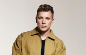 Відомий український співак показався з нареченою у весільній сукні і заінтригував одруженням Відомий-український-співак-показався-з нареченою-у весільній-сукні-і заінтригував-одруженням