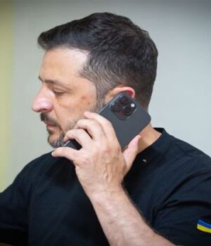 Зеленський-провів-телефонну-розмову-з-Трампом