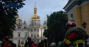 Росія поширює фейк про ракету Patriot, яка нібито вразила Києво-Печерську лавру рф-поширює-фейк-про-"ракету-patriot",-яка-нібито-пошкодила-Києво-Печерську-лавру-–-Центр-страткому