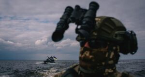 Україна представила важкий підводний дрон Sea Trident: що про нього відомо Україна-представила-важкий-підводний-дрон-sea-trident:-що-про-нього-відомо