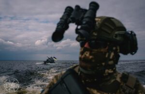 Україна представила важкий підводний дрон Sea Trident: що про нього відомо Україна-представила-важкий-підводний-дрон-sea-trident:-що-про-нього-відомо