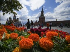 В Москві увесь ранок лунають вибухи: росіяни в паніці, аеропорти паралізовані, а на НПЗ пожежа (фото, відео) В Москві-увесь-ранок-лунають-вибухи:-росіяни-в паніці,-аеропорти-паралізовані,-а на НПЗ-пожежа-(фото,-відео)