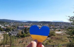 У Криму пролунали вибухи та зникло світло: повідомляють про атаку дронів У-Криму-пролунали-вибухи-та-зникло-світло:-повідомляють-про-атаку-дронів