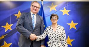 ЄС розпочав переговори про вступ з Україною та Молдовою: що далі? Україна-та-Молдова-відкрили-переговори-про-вступ-до-ЄС:-що-це-означає