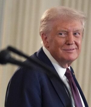 Трамп-натякнув,-що-у-війні-України-і-Росії-“щось-станеться”
