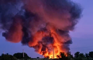 Пожежа на складі поблизу Шебекіно: причини та наслідки Поблизу-шебекіного-на-бєлгородщині-спалахнула-пожежа-на-складі-після-повідомлень-про-проліт-дрона