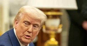 Трамп закликає американські компанії до виробництва зброї в Європі та Україні Трамп-попросить-американські-компанії-виробляти-ракети-в-Європі-–-bloomberg