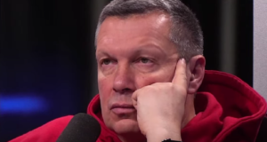 “Йдіть шляхом зрадників”: Соловйов після атаки закликав наляканих росіян виїхати з РФ “Йдіть-шляхом-зрадників”:-Соловйов-після-атаки-закликав-наляканих-росіян-виїхати-з-РФ